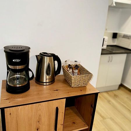Apartamentos Ribadeo Мадрид Екстериор снимка