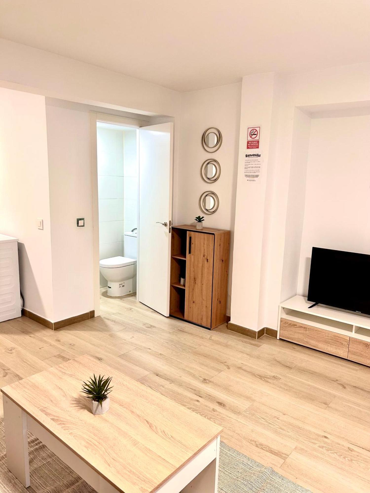 Apartamentos Ribadeo Мадрид Екстериор снимка