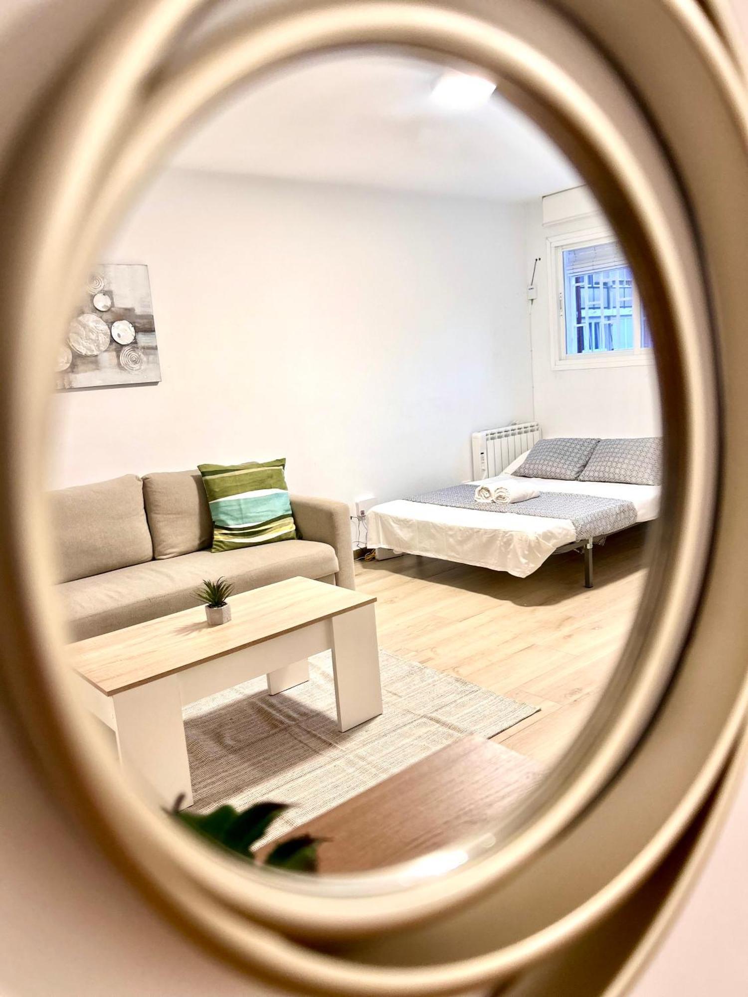 Apartamentos Ribadeo Мадрид Екстериор снимка